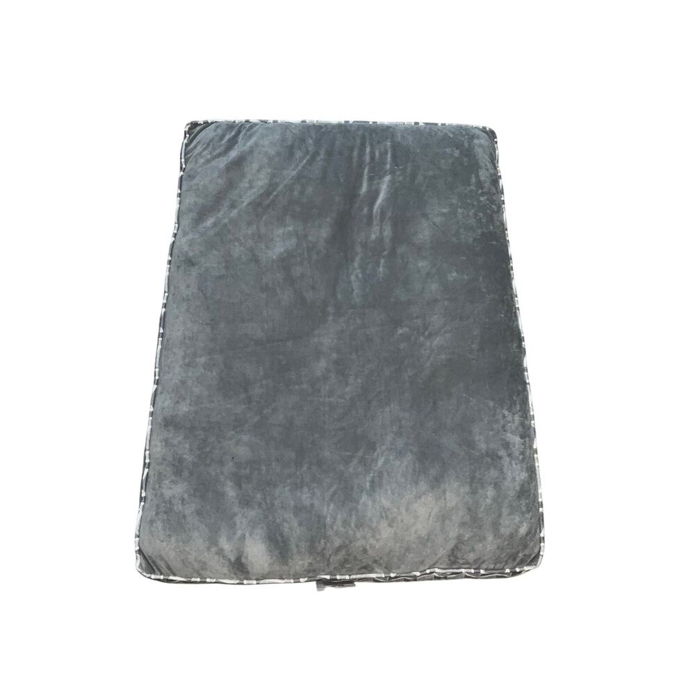 Nautica Jack Large Pet Bed Chevron Sharkfin Grey